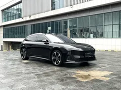 2024 Nio ET5T 75kWh Touring, чёрный — фото 3
