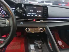 2021 Hyundai Elantra 1.5L CVT GLX Elite, белый — фото 13