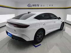 2025 BYD Qin L PHEV 80km Leading Smart Driving, белый — фото 3
