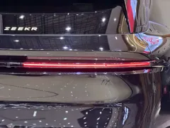 2025 Zeekr 7X 75kWh RWD Smart Driving, чёрный — фото 4