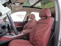 2022 BMW X5 30Li Premium M Sport Package, белый — фото 11