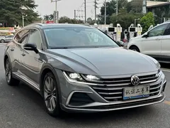 2021 Volkswagen CC 380TSI Shooting Brake — фото 3