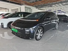 2025 Li Auto i8 Standard, чёрный — фото 2