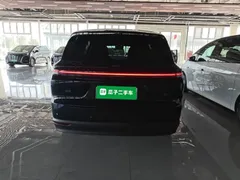 2025 Li Auto i8 Standard, чёрный — фото 6