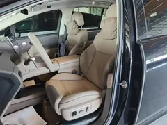 2025 Li Auto i8 Standard, чёрный — фото 15
