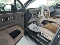 2025 Li Auto i8 Standard, чёрный — фото 16