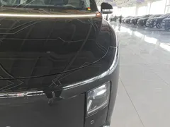 2025 Li Auto i8 Standard, чёрный — фото 24