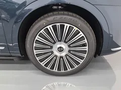 2025 Aito M9 EV Ultra 100kWh 6-seat 192-line LiDAR, синий — фото 8