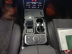 2022 Hongqi HS7 2.0T DCT 2WD 5, чёрный — фото 16