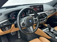 2021 BMW 6 Series GT 630i M Sport Package, чёрный — фото 10