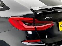 2021 BMW 6 Series GT 630i M Sport Package, чёрный — фото 31