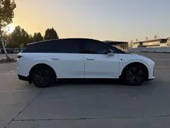 2025 Li Auto i6 2WD Standard, белый — фото 4