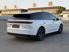 2025 Li Auto i6 2WD Standard, белый — фото 6