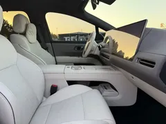 2025 Li Auto i6 2WD Standard, белый — фото 15