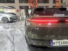 2026 Zeekr 007 GT RWD Max 75kWh EV, зелёный — фото 29