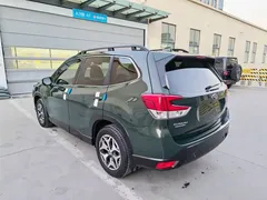 2022 Subaru Forester 2.0i AWD Luxury EyeSight, зелёный — фото 7