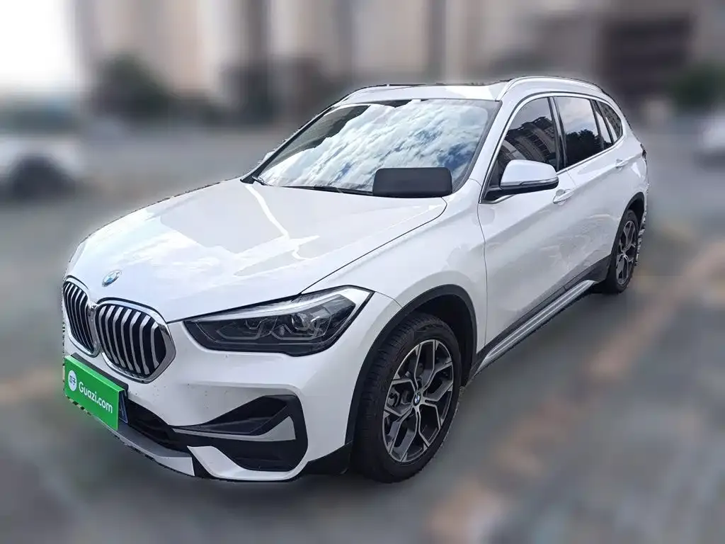 2022 BMW X1