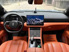 2024 Aito M7 1.5T Smart Driving 4WD Pro 5, синий — фото 15