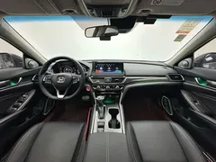 2022 Honda Accord 260TURBO Premium — фото 21