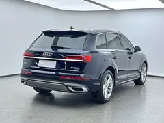 2021 Audi Q7 55 TFSI quattro S line Sport, чёрный — фото 4