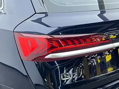 2021 Audi Q7 55 TFSI quattro S line Sport, чёрный — фото 10