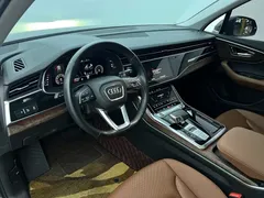 2021 Audi Q7 55 TFSI quattro S line Sport, чёрный — фото 18