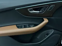 2021 Audi Q7 55 TFSI quattro S line Sport, чёрный — фото 19