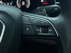 2021 Audi Q7 55 TFSI quattro S line Sport, чёрный — фото 22