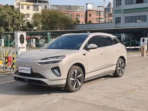 2025 BYD Sealion 06 DM-i PHEV 205 Plus