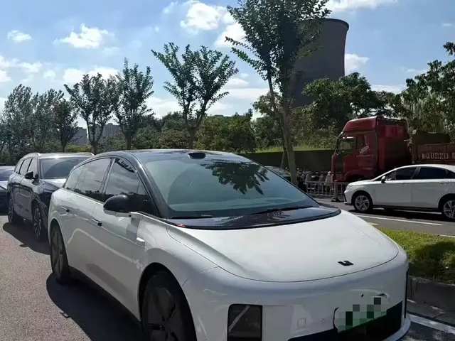 2025 Li Auto i6 2WD Standard