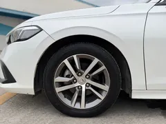 2022 Honda Civic 240Turbo CVT, белый — фото 4