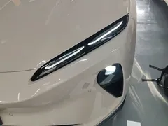 2022 Nio ET5 75kWh, чёрный — фото 24