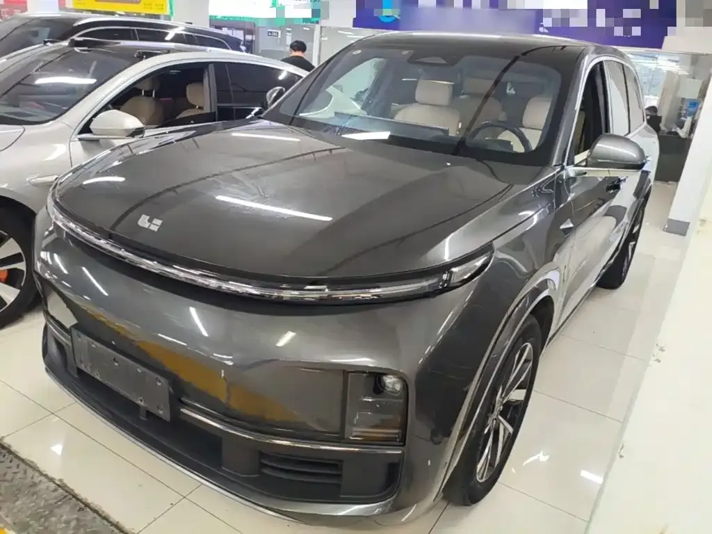 2023 Li Auto L8 Air
