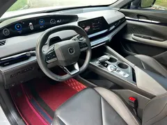 2022 Changan UNI-V 1.5T Premium, белый — фото 8