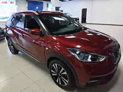 2021 Nissan Kicks 1.5L XL CVT — фото 4