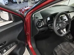 2021 Nissan Kicks 1.5L XL CVT — фото 16