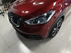 2021 Nissan Kicks 1.5L XL CVT — фото 24