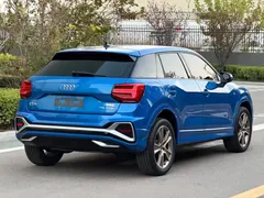 2022 Audi Q2L 35 TFSI Fashion Sport, синий — фото 6