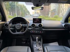 2022 Audi Q2L 35 TFSI Fashion Sport, синий — фото 10