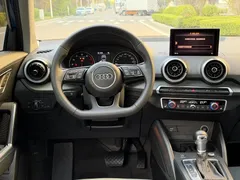 2022 Audi Q2L 35 TFSI Fashion Sport, синий — фото 16