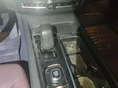2022 Volvo XC60 4WD Zhiyi Luxury, белый — фото 16