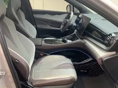 2023 BYD Frigate 07 DM-i PHEV 205km Premium — фото 13
