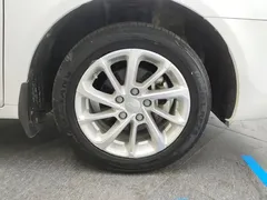 2021 Geely Emgrand UP 1.5L MT Luxury, белый — фото 6