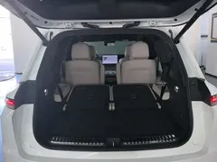 2025 Li Auto L9 Smart Refresh, белый — фото 4
