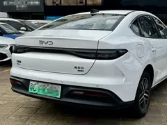 2025 BYD Seal 05 PHEV 120KM Smart Driving Flagship, белый — фото 7