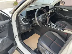 2021 Kia Seltos 1.5L CVT Trend, белый — фото 4