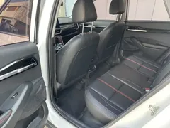 2021 Kia Seltos 1.5L CVT Trend, белый — фото 5