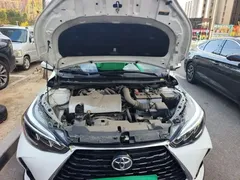 2021 Toyota Yaris L Zhixuan X 1.5L CVT Luxury, белый — фото 21