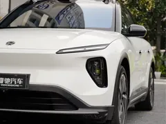 2023 Nio ES6 100kWh, белый — фото 8