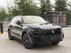 2021 Volkswagen Touareg 3.0TSI Black Sport Package, чёрный — фото 3